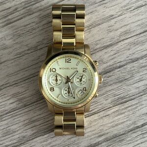 Michael Kors oversized runway watch